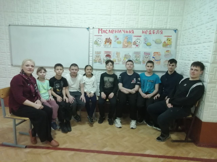 Провели рисование посвящённое "Масленичной неделе".